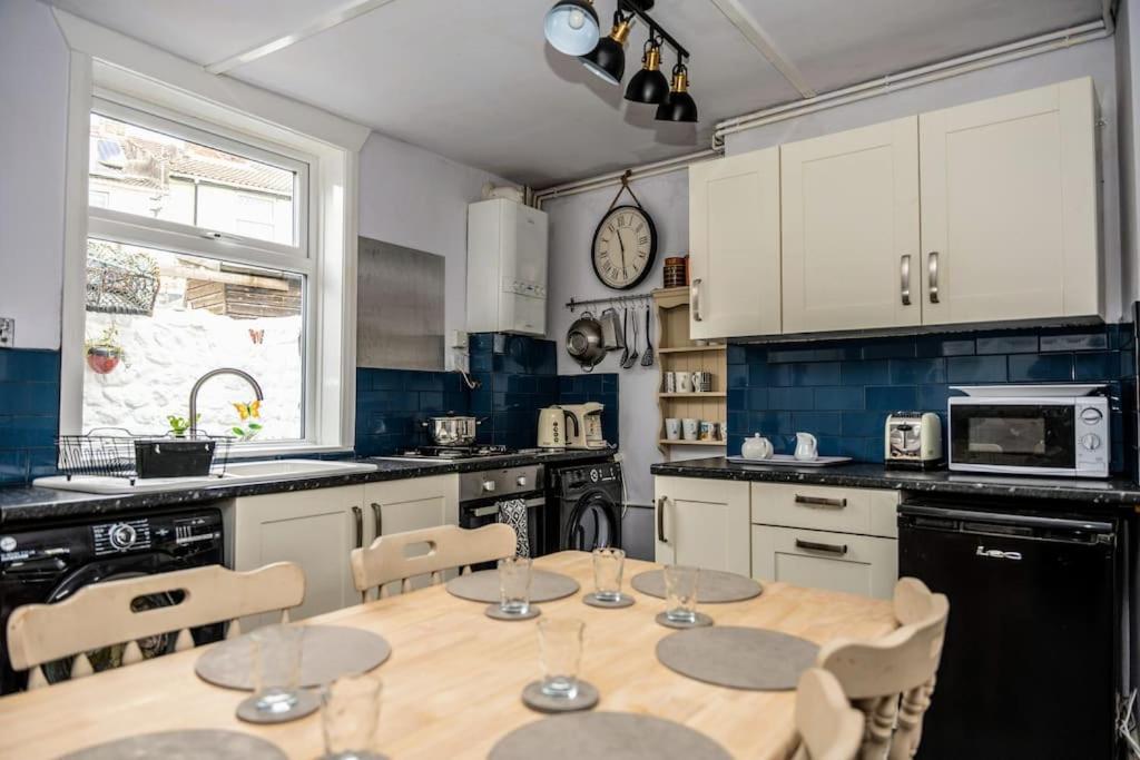 Spacious Charming Cottage Near Lake And Sea Hornsea Exterior photo